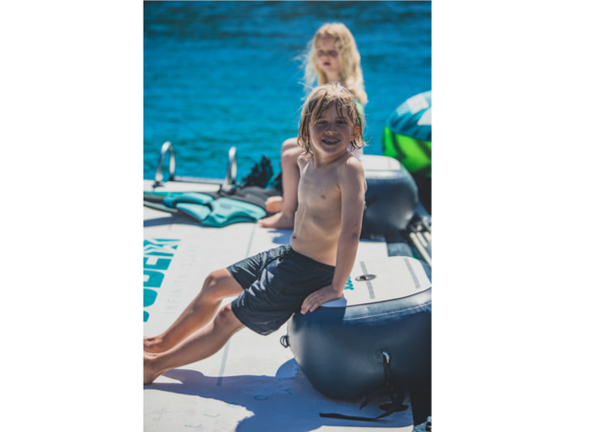 Jobe Infinity Island Inflatable Dock with Pump - 4m x 2m - 2024 Model - Available Late June