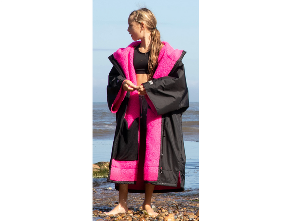 Dryrobe Kids Dryrobe Advance - 5-9 Years - 3 Colourways - Black/Blue, Black/Grey & Black Pink - All in Stock