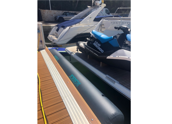 Jobe Infinity Defender 2M Inflatable Boat Fender - Available March 2025