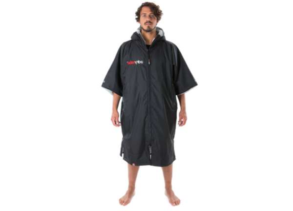 Dryrobe Short Sleeve XL - Black/Grey or Black/Red