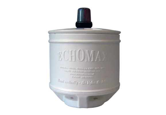 Echomax EM230 Base Mount Compact 9 inch Radar Reflector with Lalizas Tricolour Light