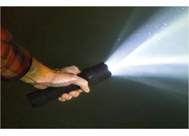 coast polysteel 600r rechargeable flashlight Coast PolySteel 600R Rechargeable Torch